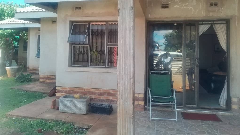 4 bedroom house in Aspindale 