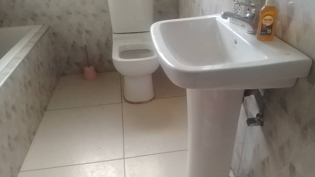 4 bedroom house in Aspindale 