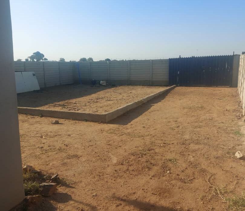 4 Bedroom House in Budiriro 5 For Sale 