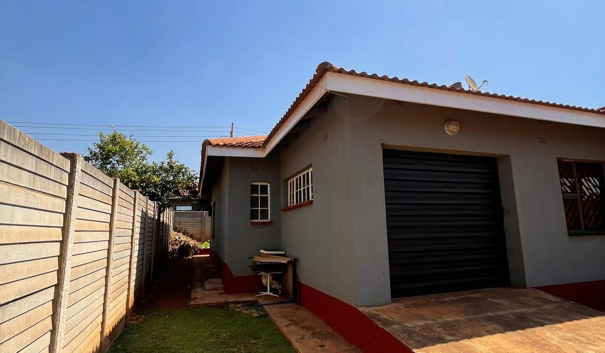 4 Bedroom House in Cold Comfort for Sale 