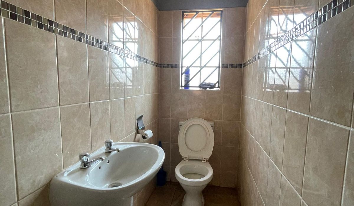 4 Bedroom House in Cold Comfort for Sale 