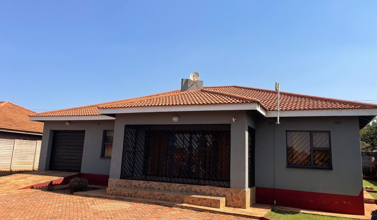 4 Bedroom House in Cold Comfort for Sale 