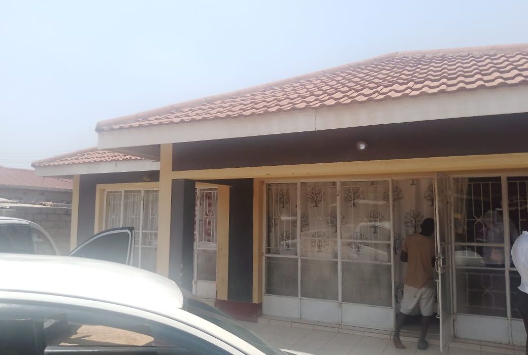 4 Bedroom House in Damofalls for Sale 