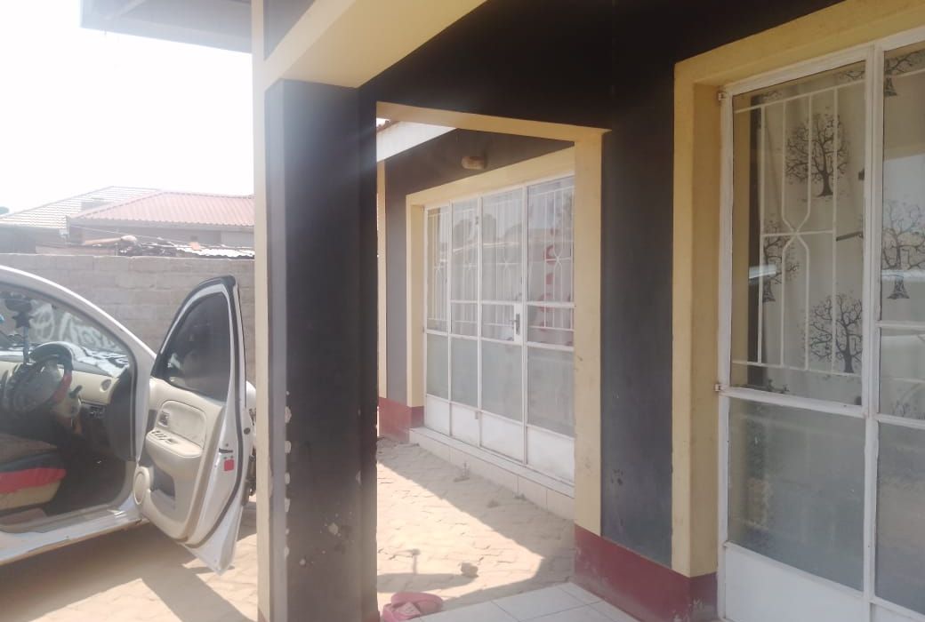 4 Bedroom House in Damofalls for Sale 