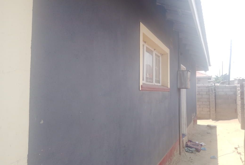 4 Bedroom House in Damofalls for Sale 
