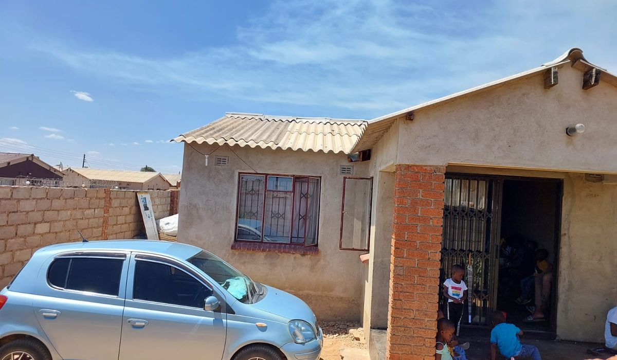 4 Bedroom House in KweKwe, Mbizo Section 15