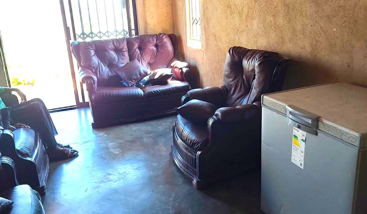 4 Bedroom House in KweKwe, Mbizo Section 15