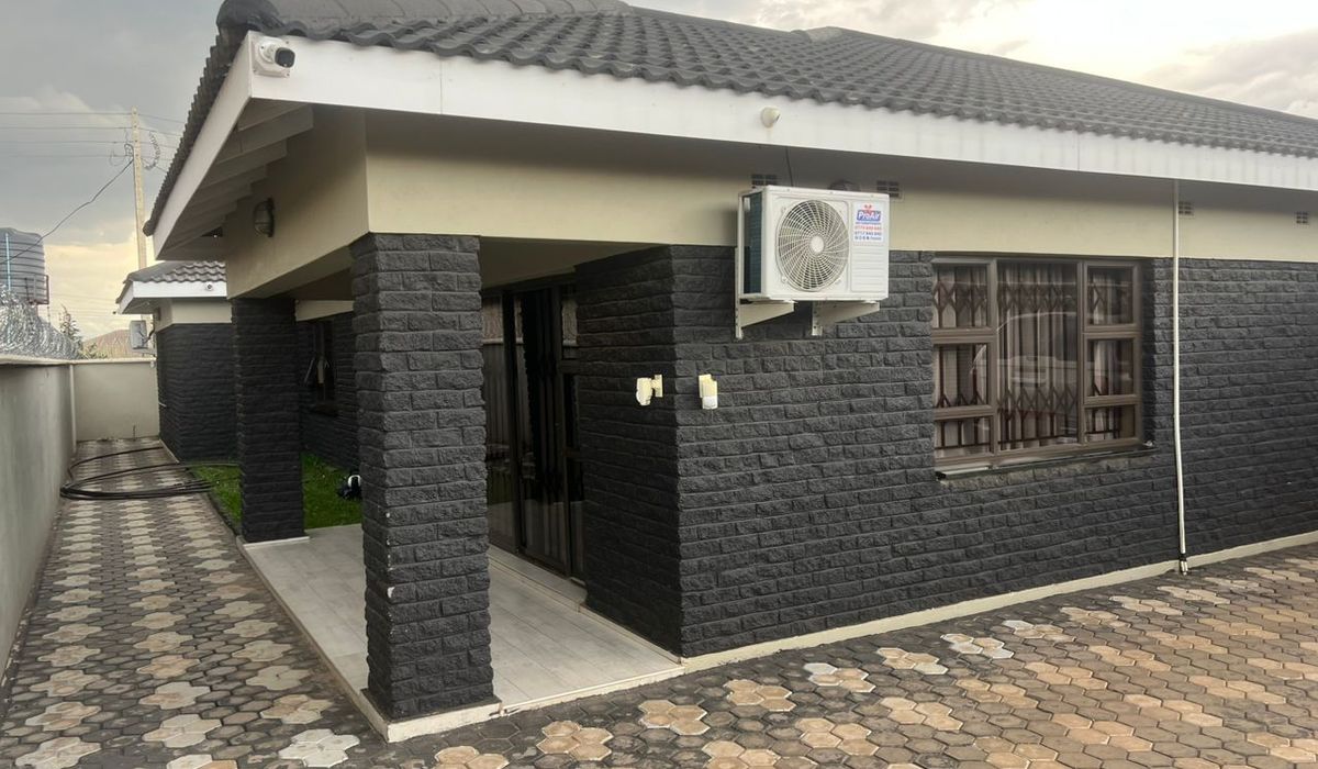 4 Bedroom House in Madokero for Sale 