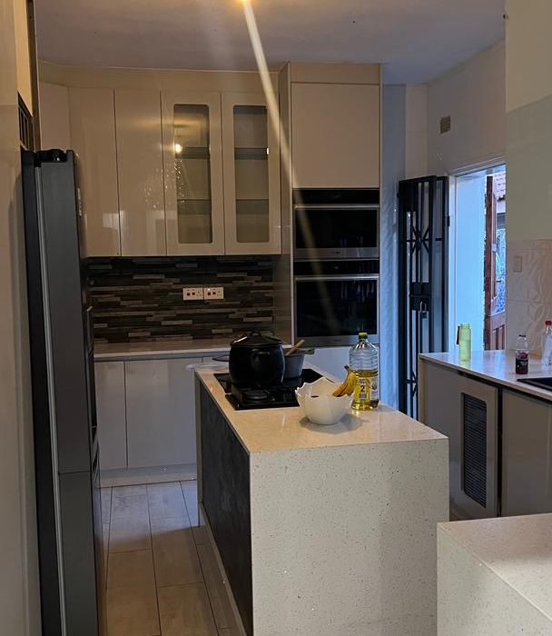 4 Bedroom House in Madokero for Sale 