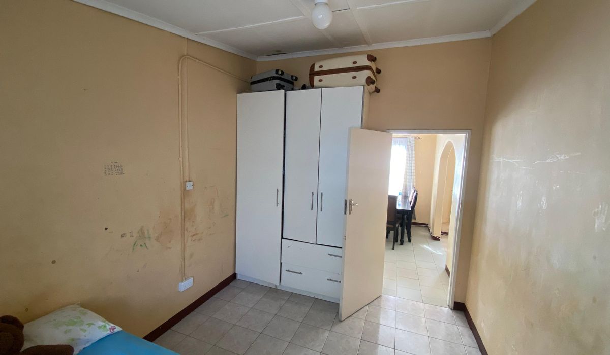 4 Bedroom House in Magwegwe North, Bulawayo for Sale 