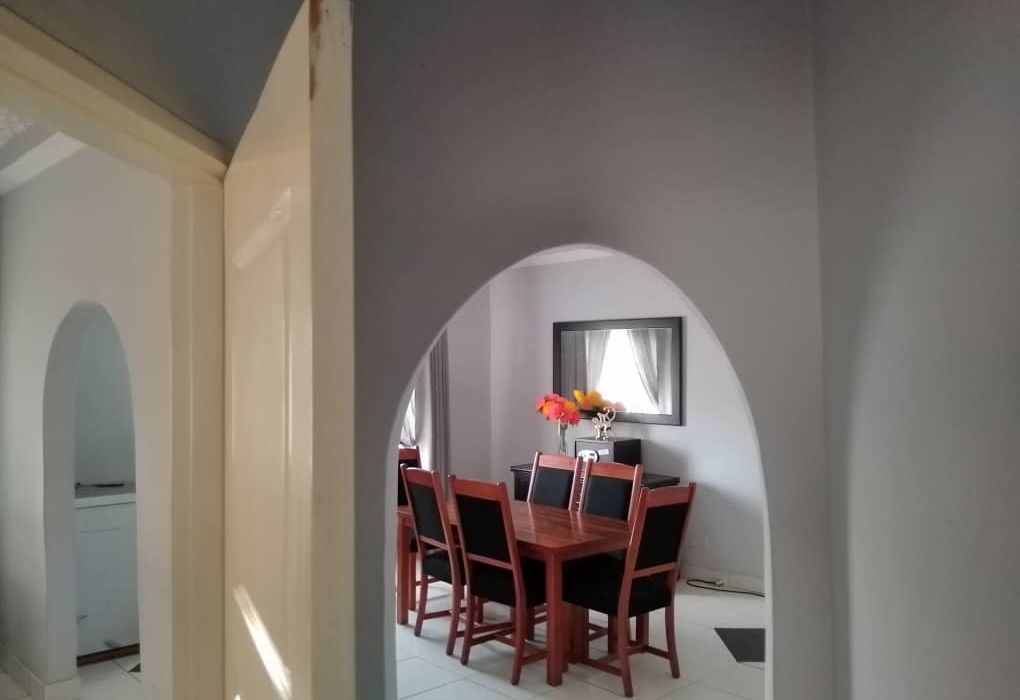4 bedroom house in Mainway Meadows 