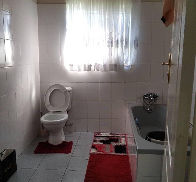 4 Bedroom House for Sale in Rockview 