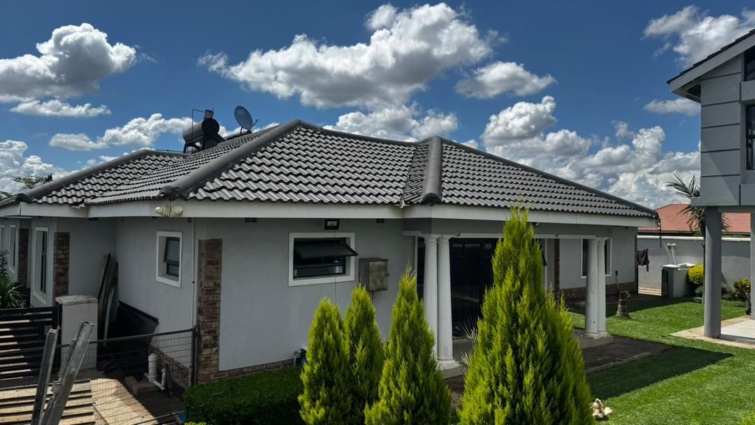 4 bedroom house in Sandton