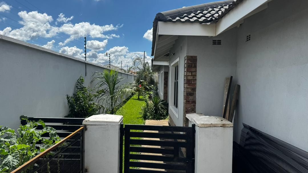 4 bedroom house in Sandton