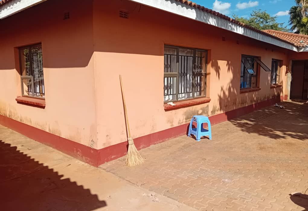 4 Bedroom House in Westlea for Sale 