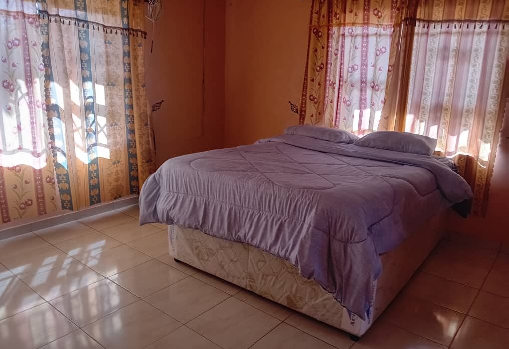 4 Bedroom House in Westlea for Sale 