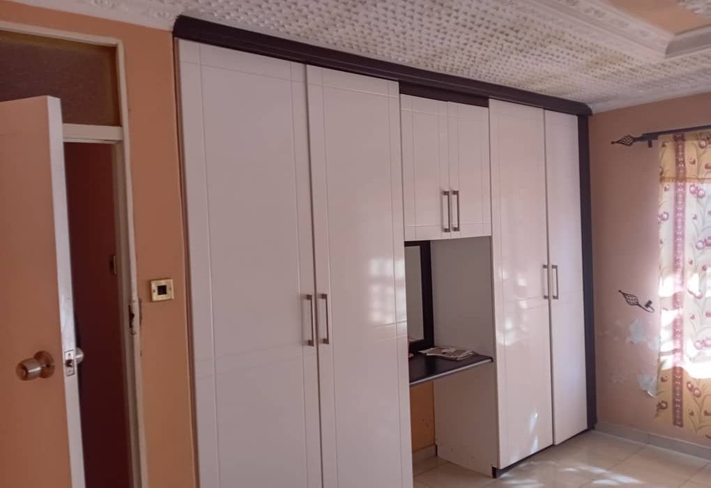 4 Bedroom House in Westlea for Sale 