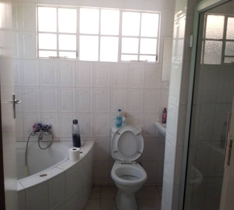 4 Bedroom House in Woodlands, Gweru for Sale 