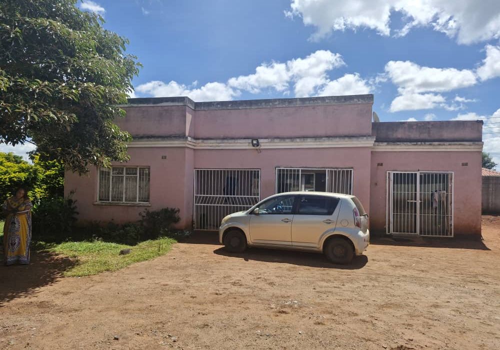 4 Bedroom Semi Complete House for Sale in Gletwin