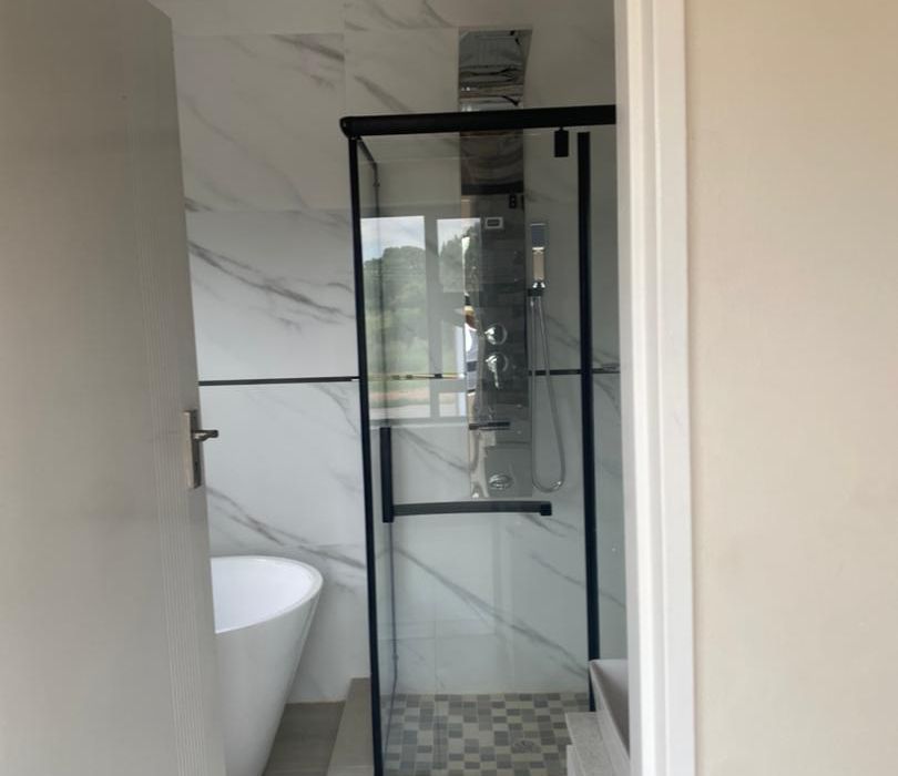 4 Bedroom Smart Apartments for Sale in Marlborough 