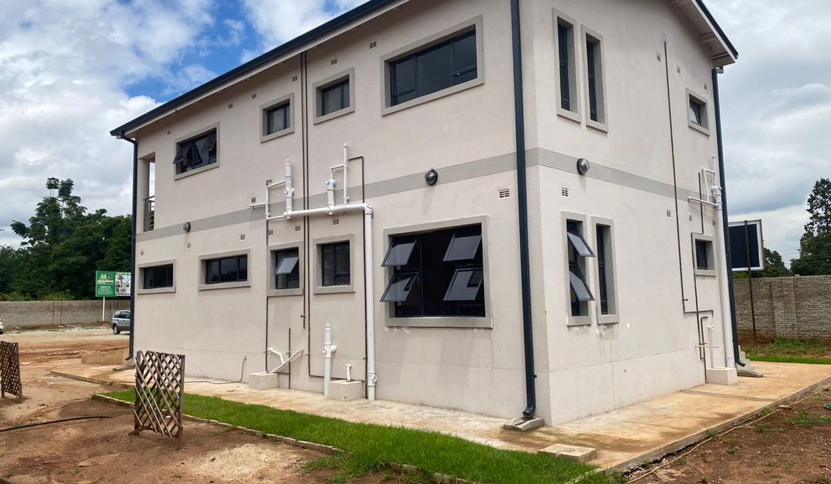 4 Bedroom Smart Apartments for Sale in Marlborough 