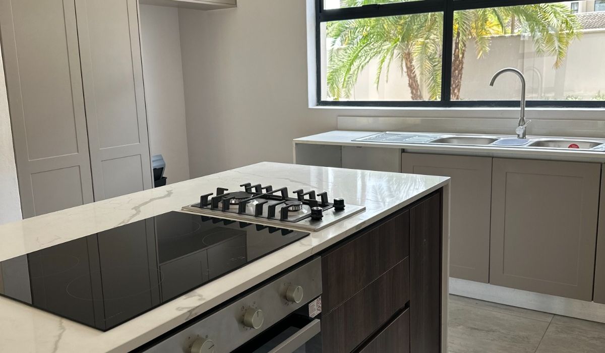 4 Bedroom Townhouse for Rent in Mount Pleasant 