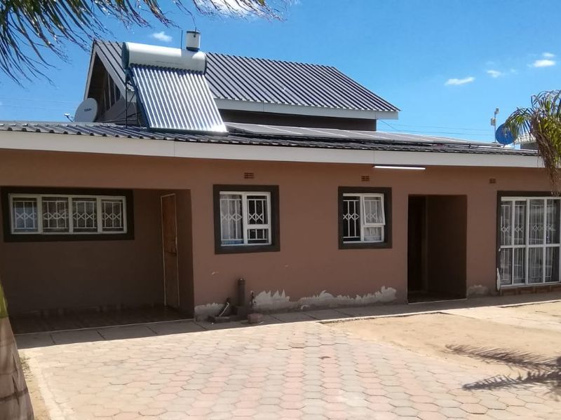 4 Bedroomed Beautiful House In Arlington Estate For Sale