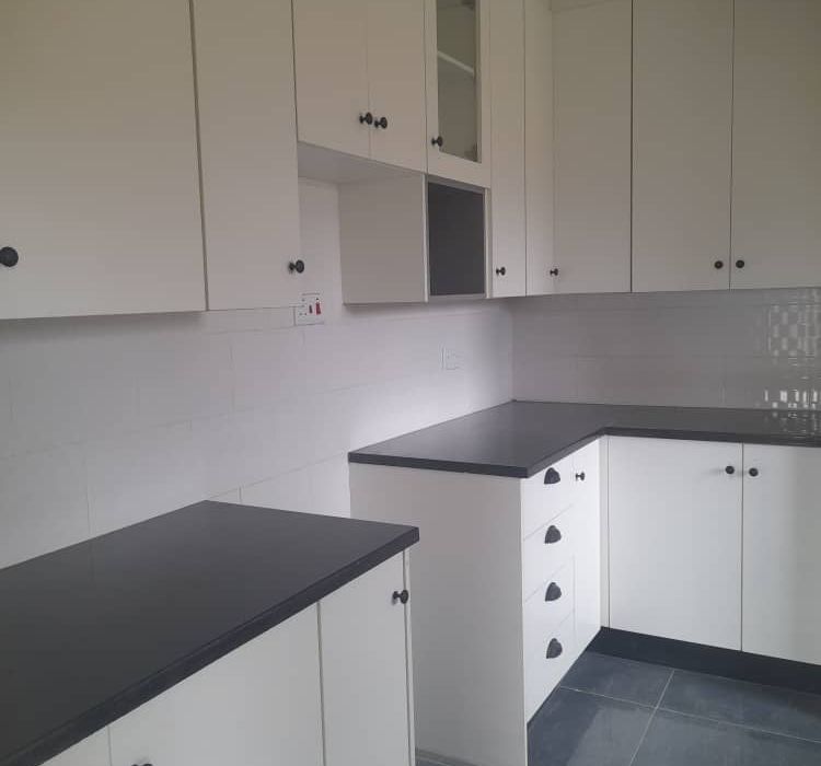 4 Bedroomed House for Rent in Old Windsor, Ruwa