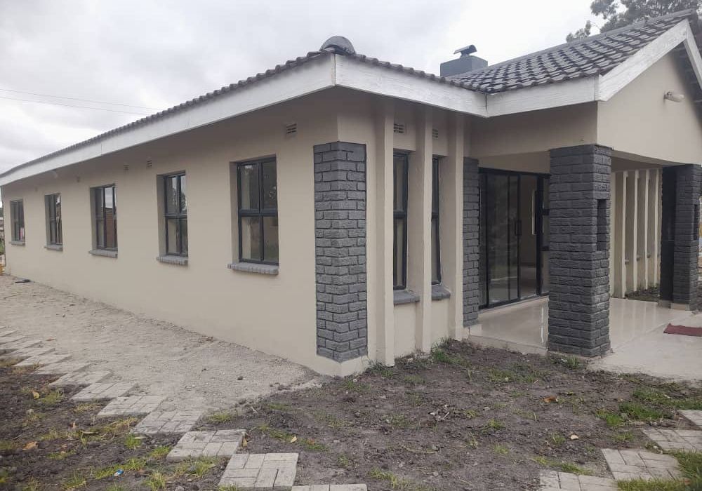 4 Bedroomed House for Rent in Old Windsor, Ruwa
