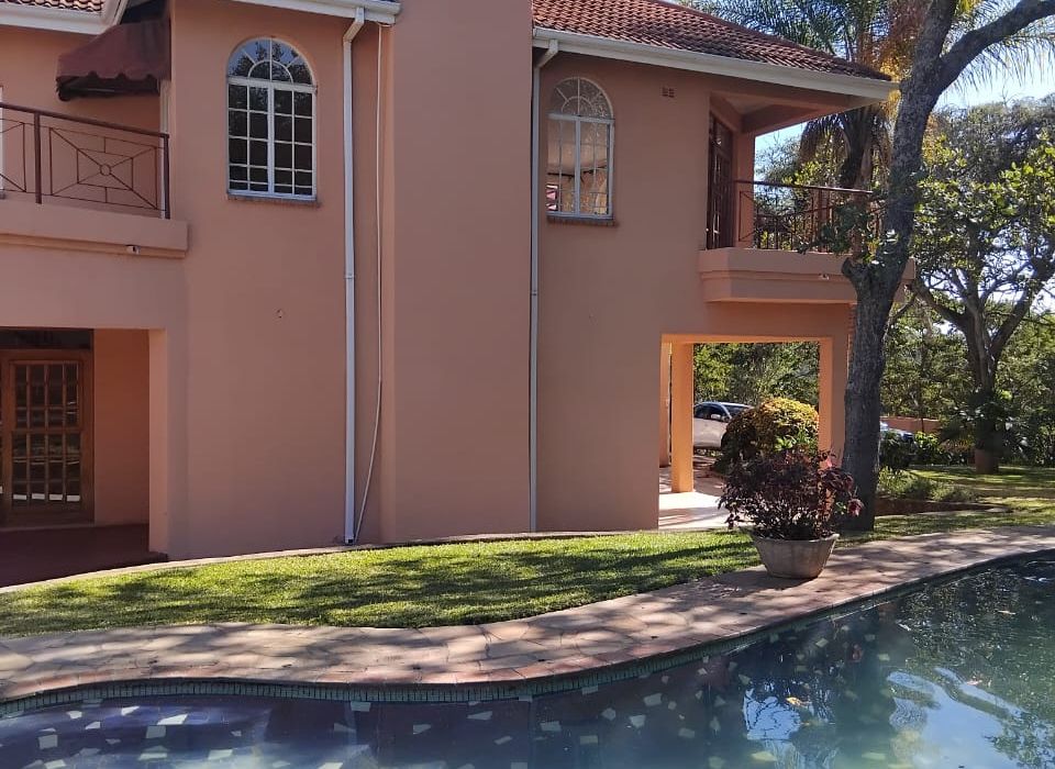5 Bedroom Double Storey House for Rent in Glen Lorne 
