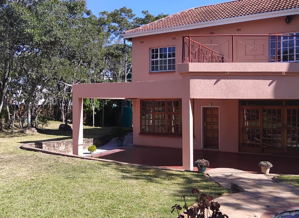 5 Bedroom Double Storey House for Rent in Glen Lorne 