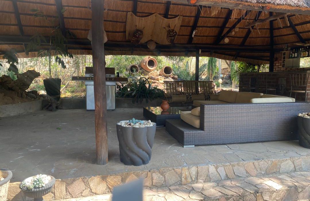 5 Bedroom Double Storey House for Sale in Glen Lorne 