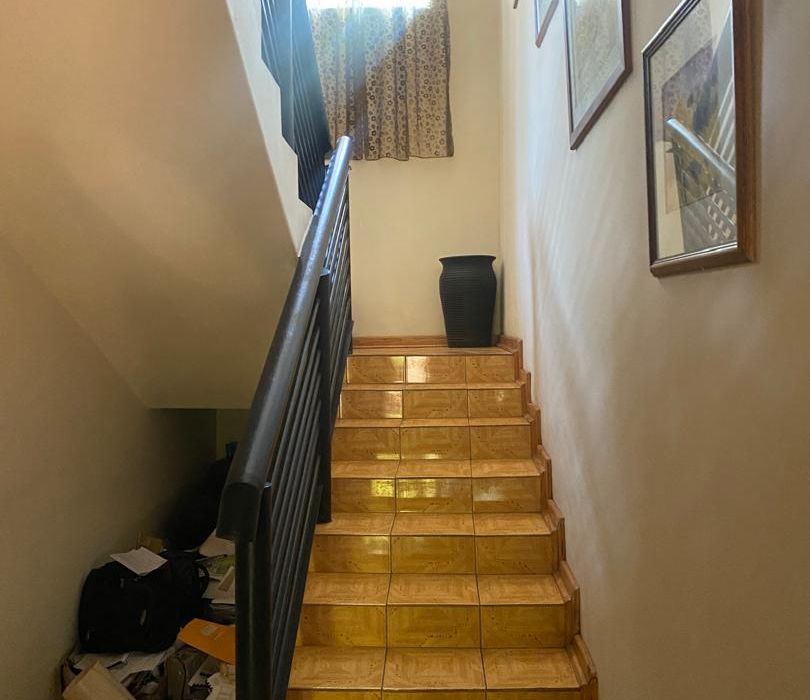 5 Bedroom Double Storey House for Sale in Glen Lorne 
