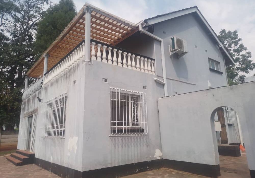 5 Bedroom Double Storey House for Sale in Mandara 