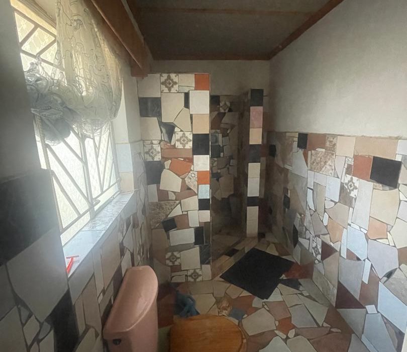 5 Bedroom House for Rent at Sally Mugabe Heights in Domboshawa