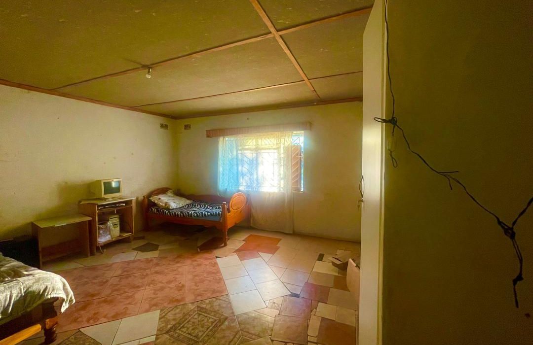 5 Bedroom House for Rent at Sally Mugabe Heights in Domboshawa