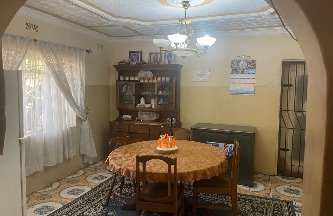5 Bedroom House for Rent at Sally Mugabe Heights in Domboshawa