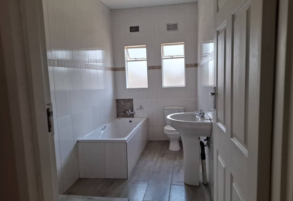 5 Bedroom House for Rent in Belvedere 