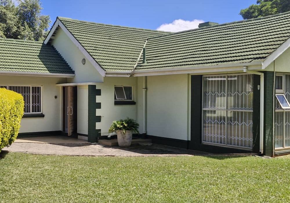 5 Bedroom House for Sale in Alexander Park 