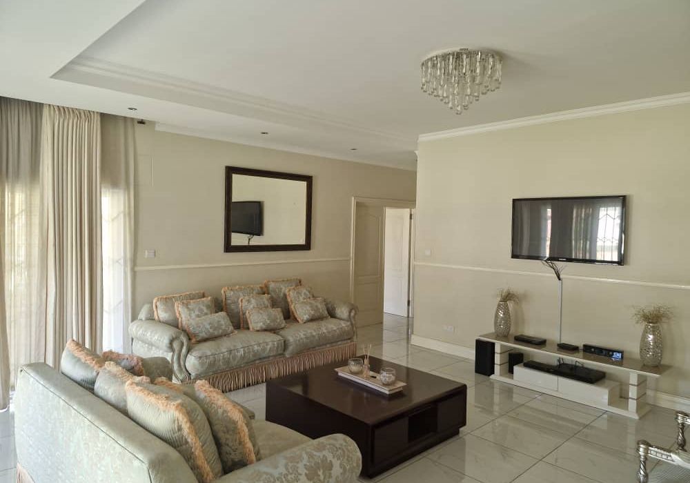 5 Bedroom House for Sale in Alexander Park 