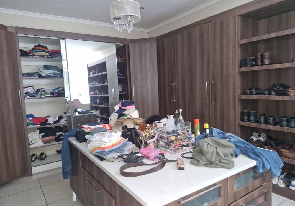 5 Bedroom House for Sale in Alexander Park 