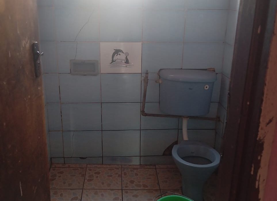 5 Bedroom House for sale in Chitungwiza, Seke Unit M