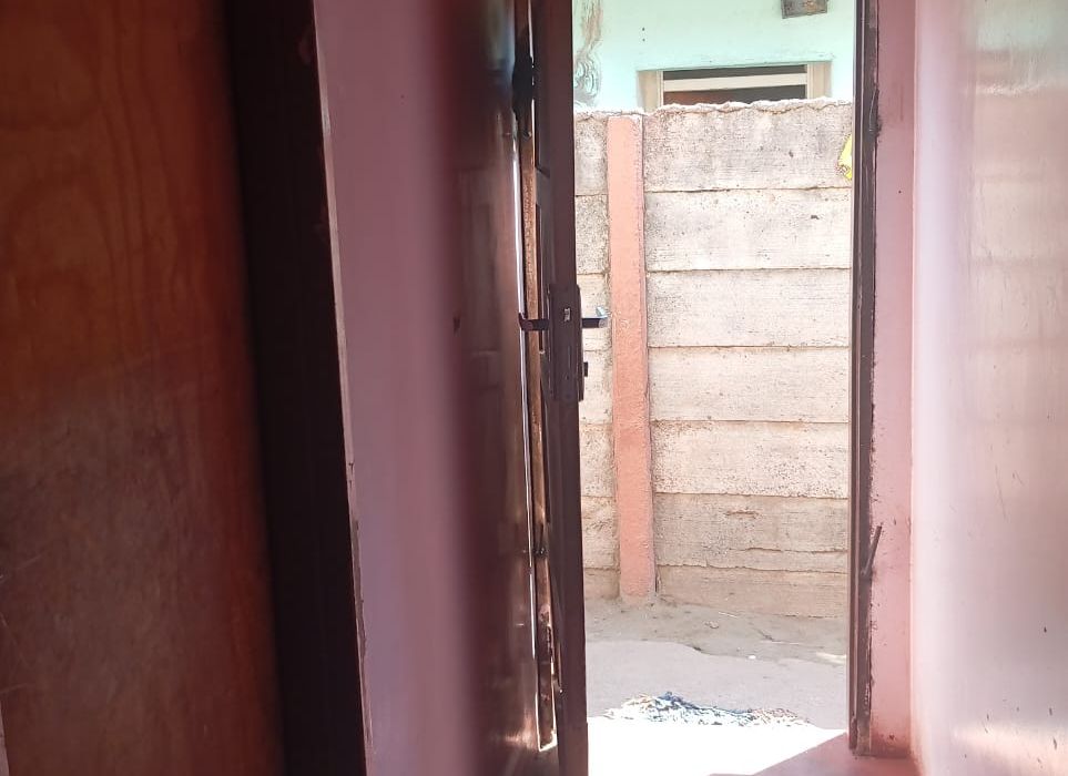 5 Bedroom House for sale in Chitungwiza, Seke Unit M