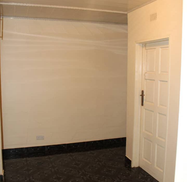 Big & Spacious 5 Bed House For Sale!