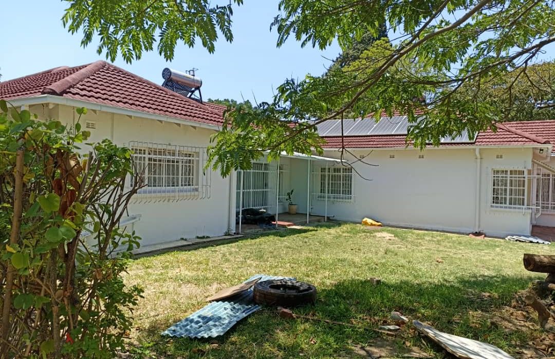 5 Bedroom House for Sale in Greendale 