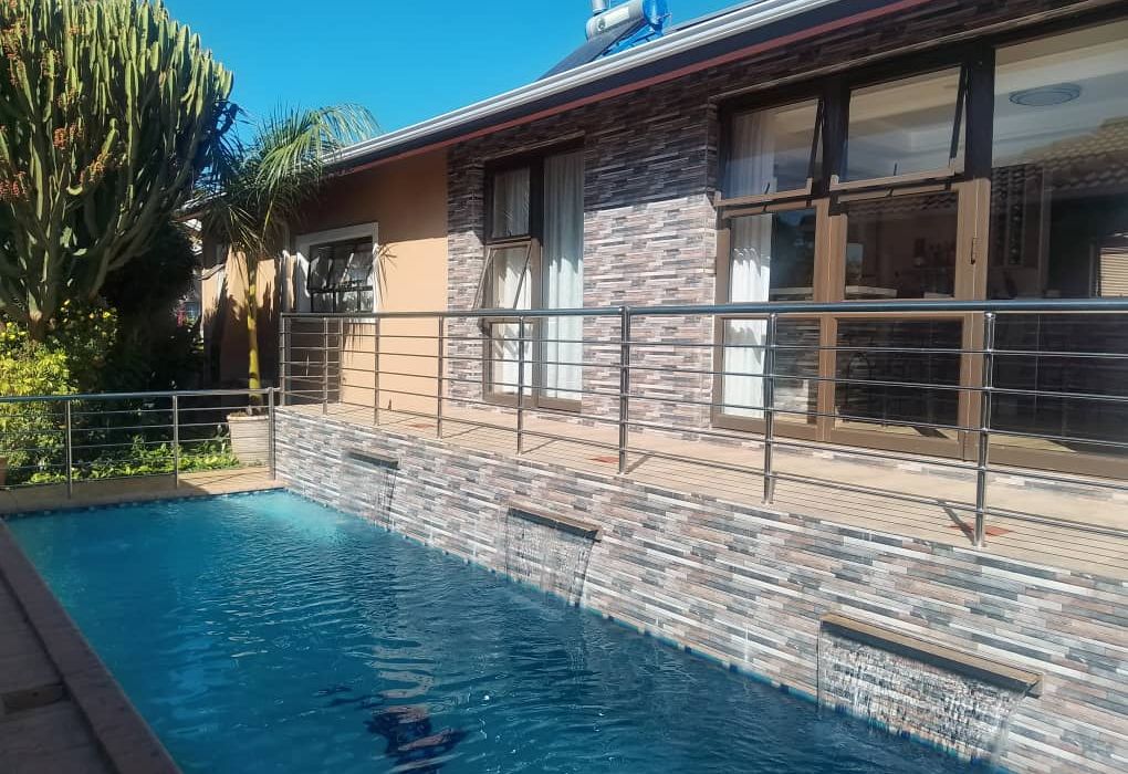 5 Bedroom House for Sale in Greendale 