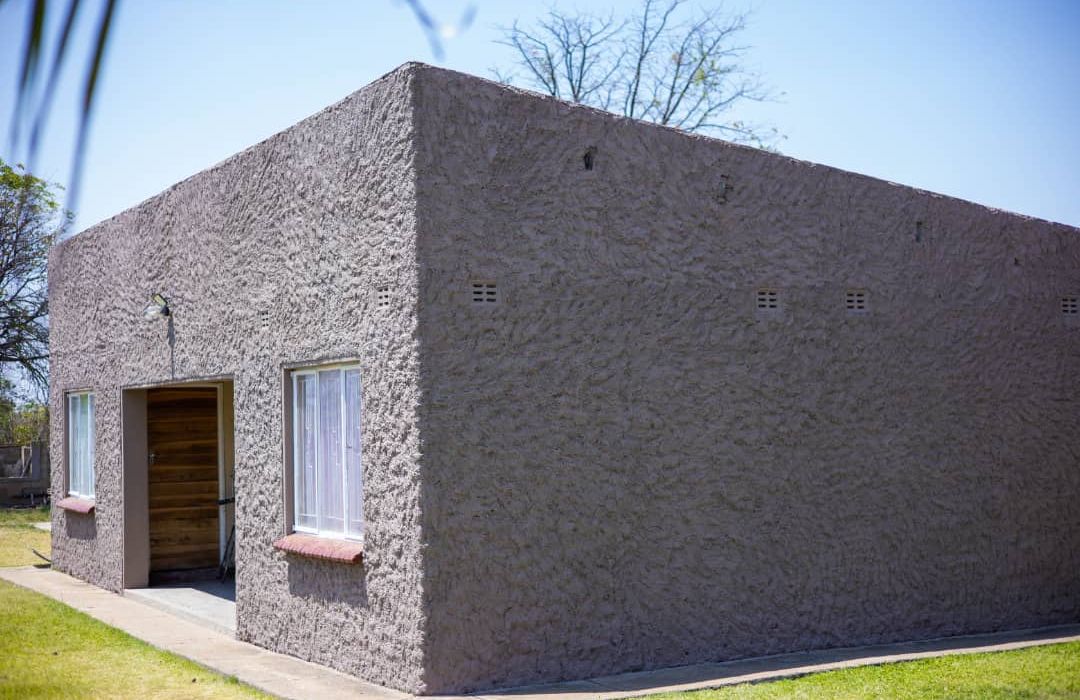 5 Bedroom House for Sale in Kwekwe - Golden Acres 