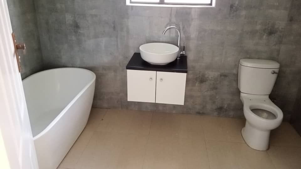 5 Bedroom House for Sale in Mount Pleasant Heights 