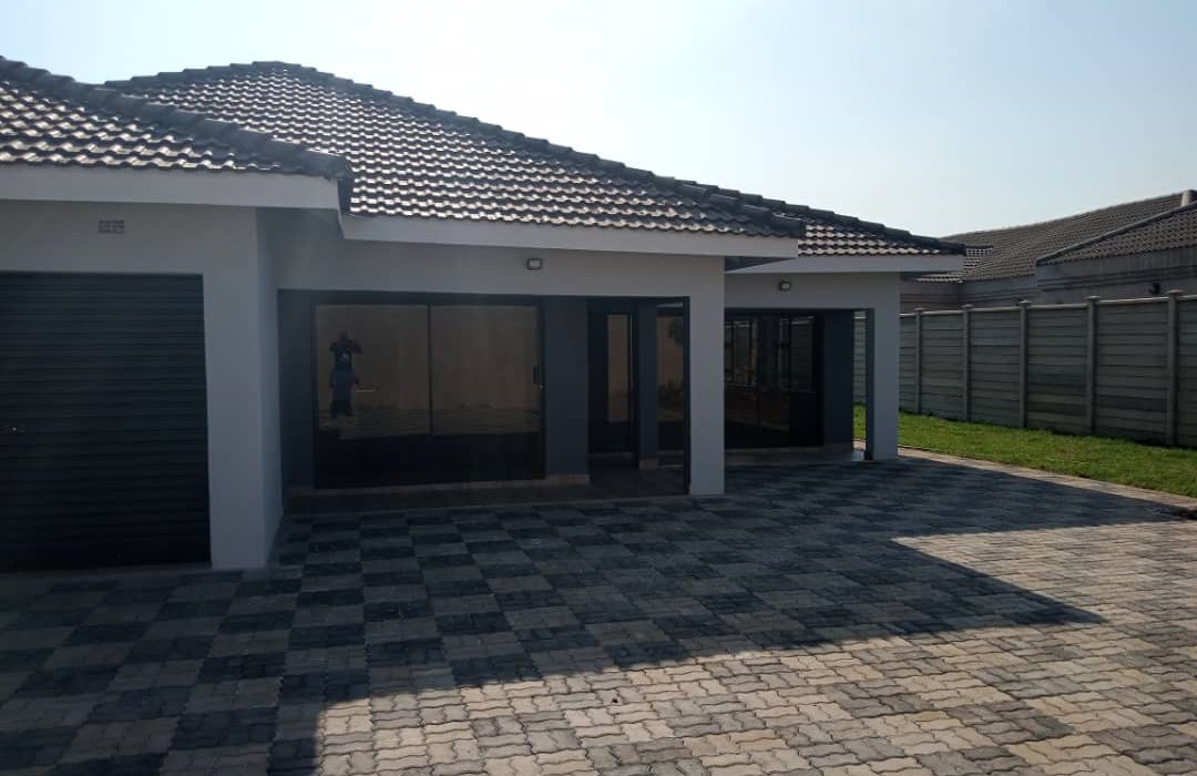 5 Bedroom House for Sale in Mount Pleasant Heights 