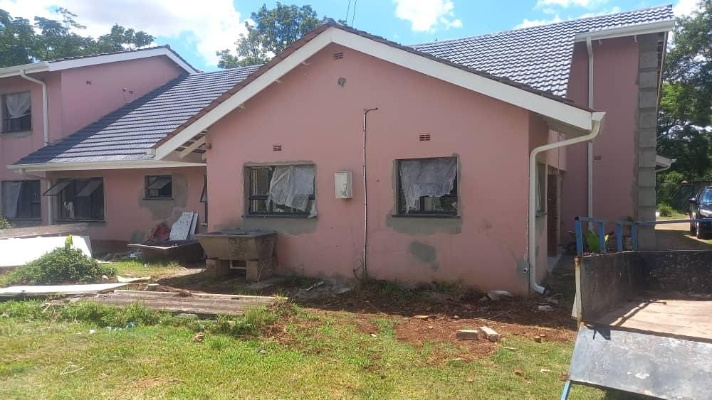 5 Bedroom House for Sale in Mount Pleasant 